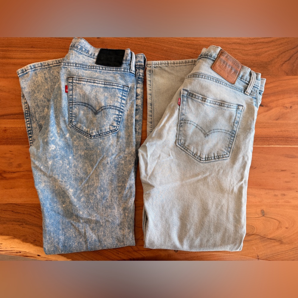 2pk Levi's Men's Light and Medium Wash Jeans